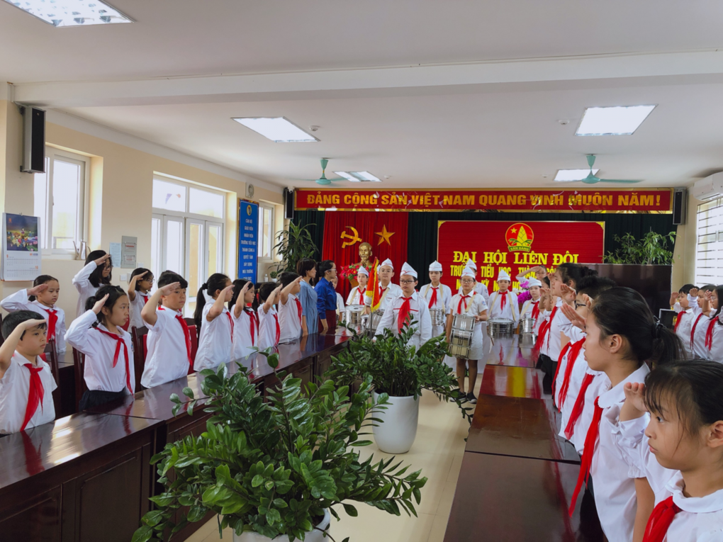 Đại hội Liên đội Trường Tiểu học Thành Công A