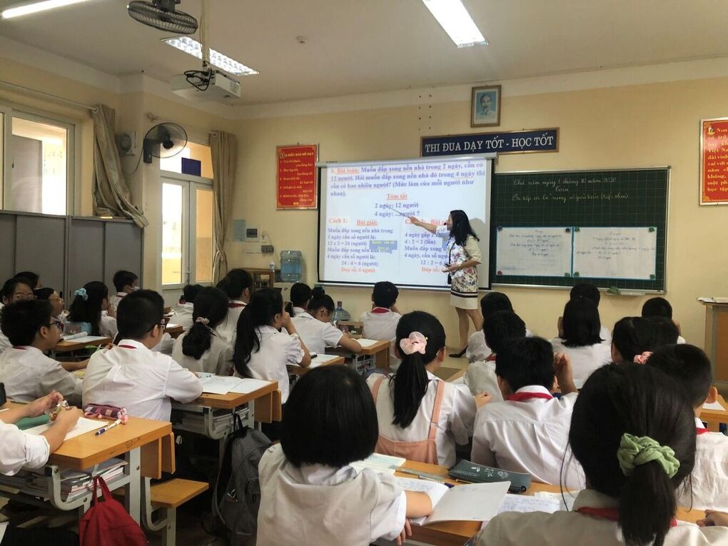 Giáo viên khối 5 với phong trào “ Hội giảng – Hội học”