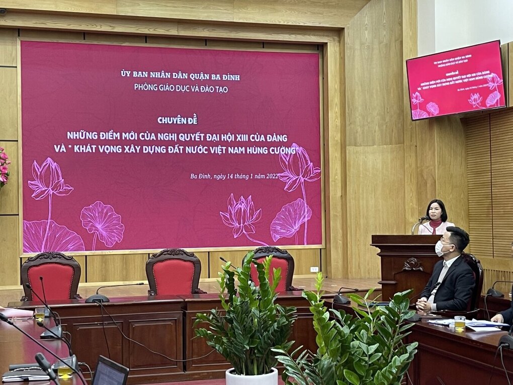 Cán bộ, giáo viên, nhân viên trường TH Thành Công A tích cực tham gia chuyên đề “Những điểm mới của Nghị quyết Đại hội XIII của Đảng và Khát vọng xây dựng đất nước Việt Nam hùng cường”