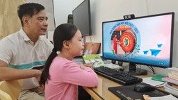 Tâm sự người cha trong những ngày đầu đứa con bé bỏng hết mực yêu thương của mình “Bước vào lớp 1” trên không gian lớp học trực tuyến