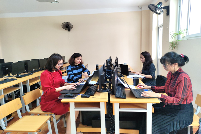 Cuộc thi "Kĩ năng công nghệ thông tin" dành cho giáo viên và nhân viên – một trong các hoạt động trọng tâm hướng tới Ngày hội CNTT và STEM quận Ba Đình