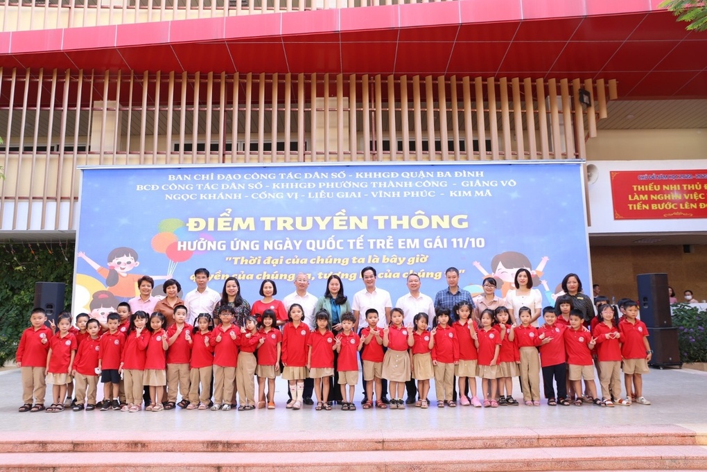 Điểm truyền thông Hưởng ứng ngày Quốc tế trẻ em gái 11/10 tại trường TH Thành Công A