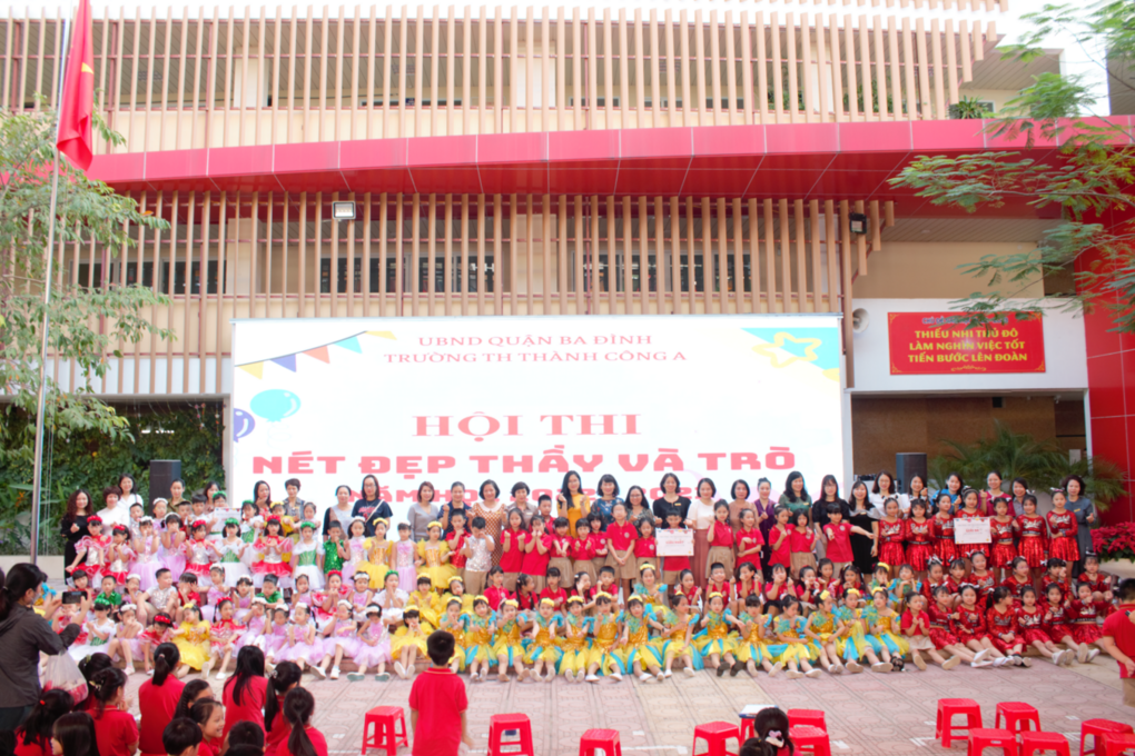 Tưng bừng hội thi “NÉT ĐẸP THẦY VÀ TRÒ” chào mừng 40 năm ngày Nhà giáo Việt Nam