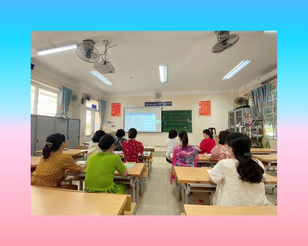 Tập huấn SGK lớp 3 theo chương trình GDPT 2018 tại trường Tiểu học Thành Công A