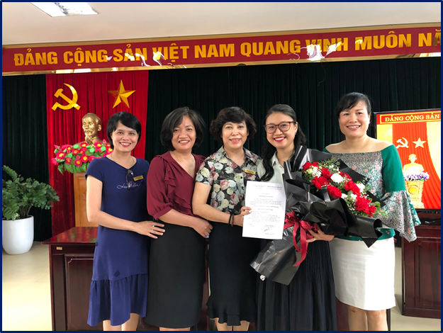 Lễ công nhận Đảng viên chính thức và kết nạp Đảng viên mới của Chi bộ trường Tiểu học Thành Công A