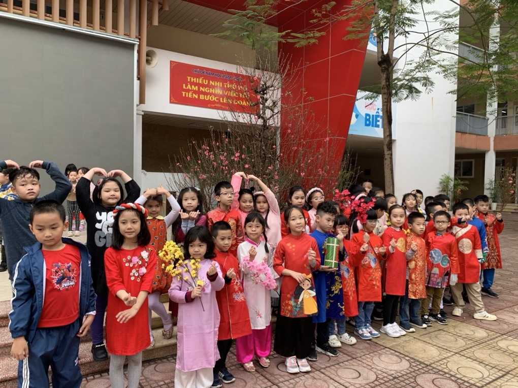 Lớp 2A5 Chào xuân 2023