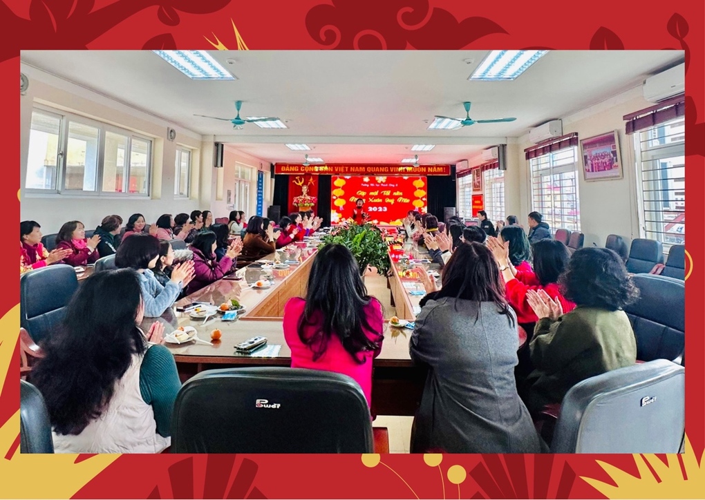 Buổi tiệc tất niên ấm áp của cán bộ, giáo viên, nhân viên trường Tiểu học Thành Công A