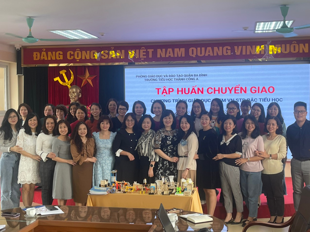 Trường Tiểu học Thành Công A tham gia tập huấn chuyển giao chương trình giáo dục Stem Tiểu học