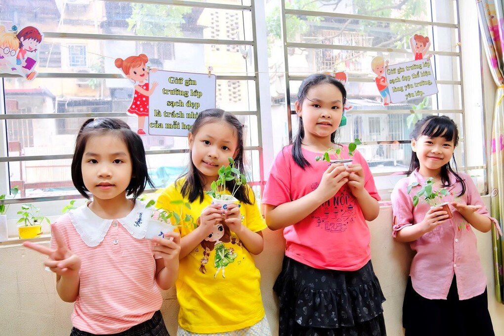 Trường Tiểu học Thành Công A hưởng ứng Tết trồng cây 2023