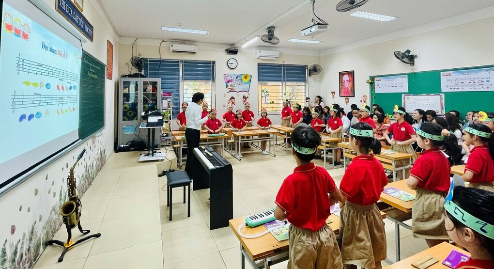 Trường Tiểu học Thành Công A thực hiện thành công tiết chuyên đề cấp Quận môn Âm nhạc lớp 3 chương trình GDPT 2018.
