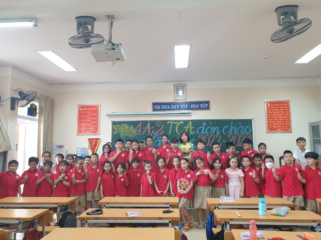 4A2 - Ngàn lời yêu thương gửi bà, gửi mẹ