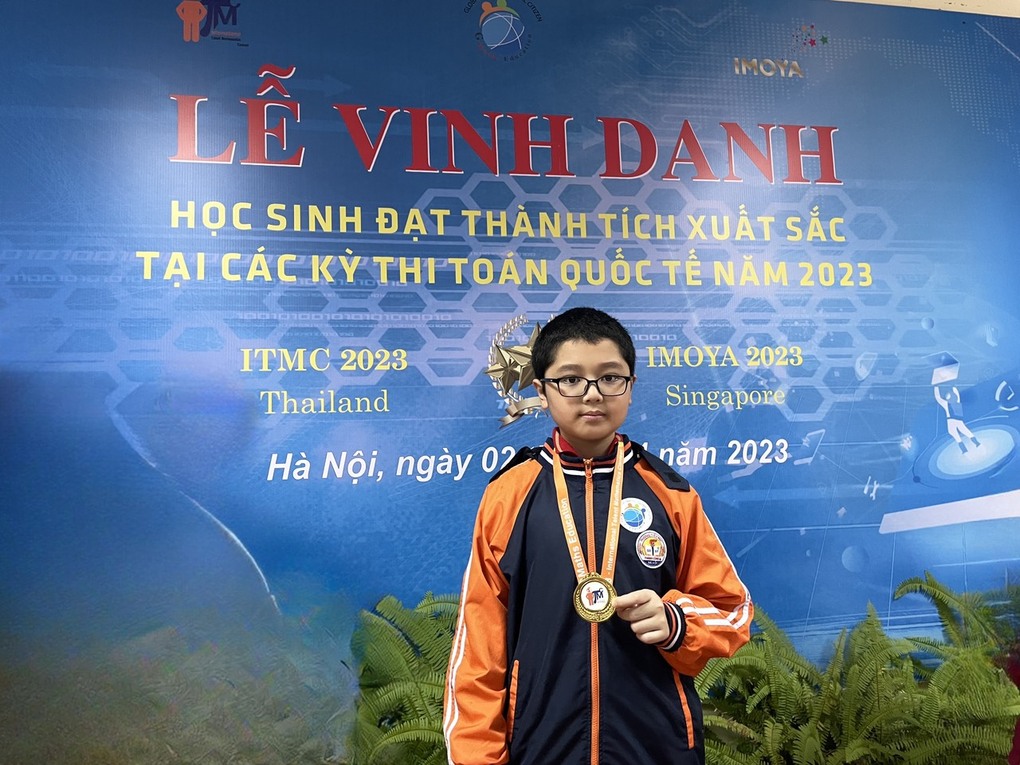 Học sinh Vũ Anh Duy lớp 5A5 trường TH Thành Công A đạt thành tích xuất sắc tại các kì thi Toán Quốc tế
