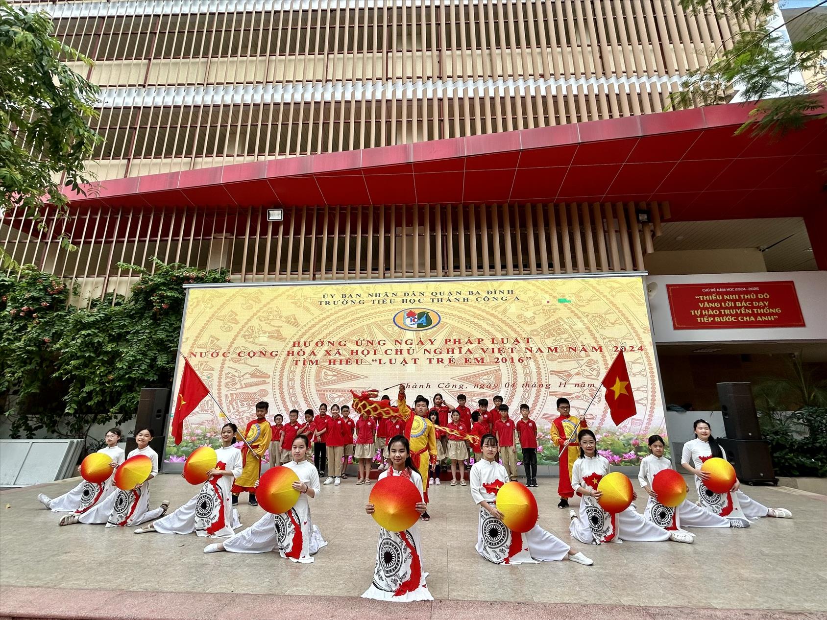 Trường Tiểu học Thành Công A hưởng ứng Ngày Pháp luật nước Cộng hòa xã hội chủ nghĩa Việt Nam năm 2024