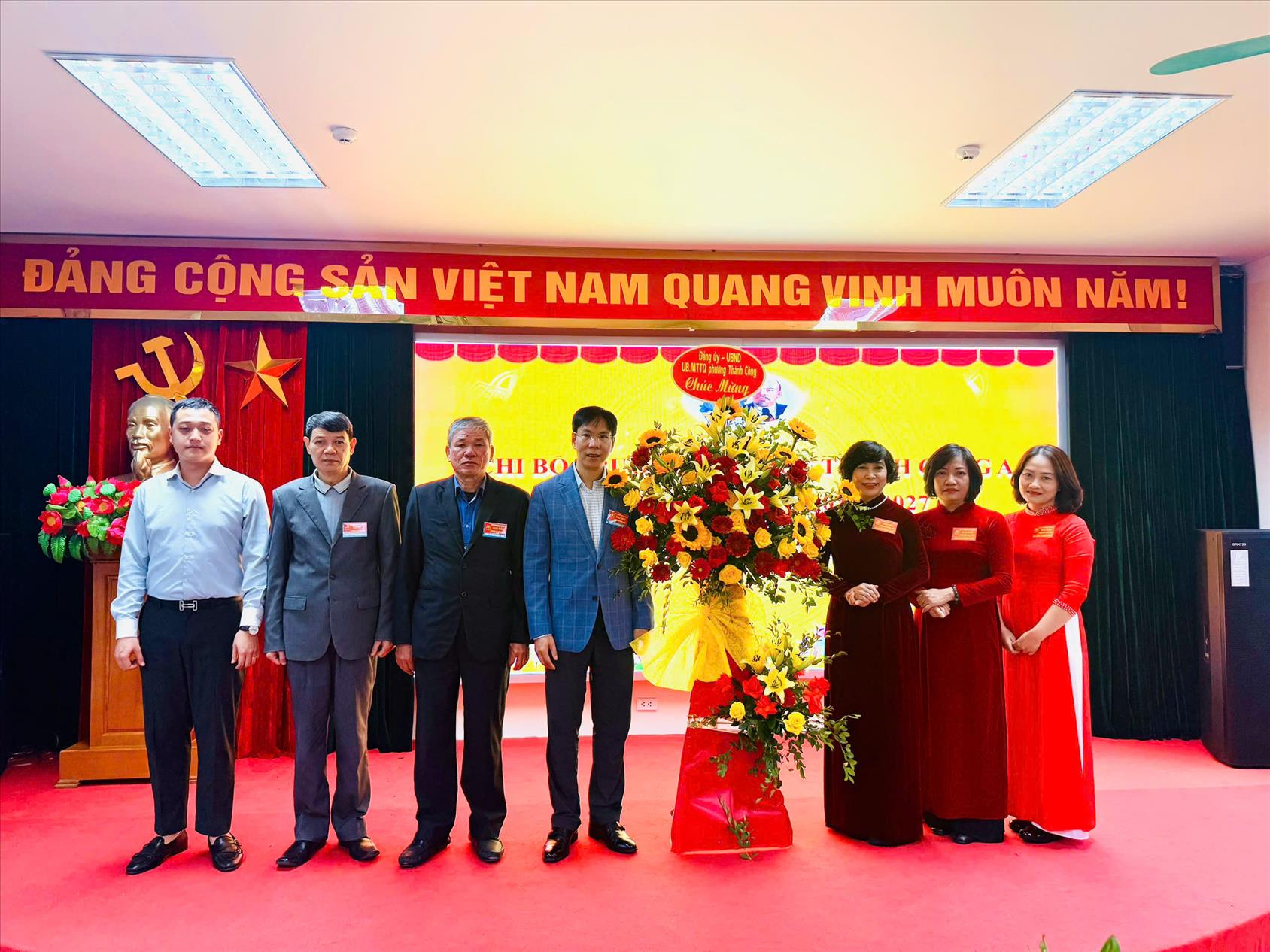 Đại hội Chi bộ Trường Tiểu học Thành Công A nhiệm kỳ 2025-2027