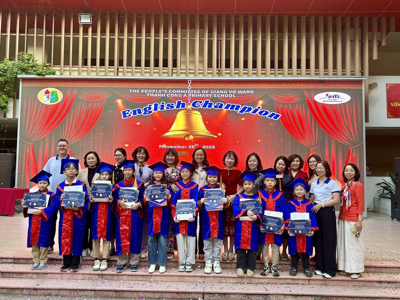 “Rung chuông vàng Tiếng Anh” – Hành trình chinh phục  tri thức của học sinh trường Tiểu học Thành Công A