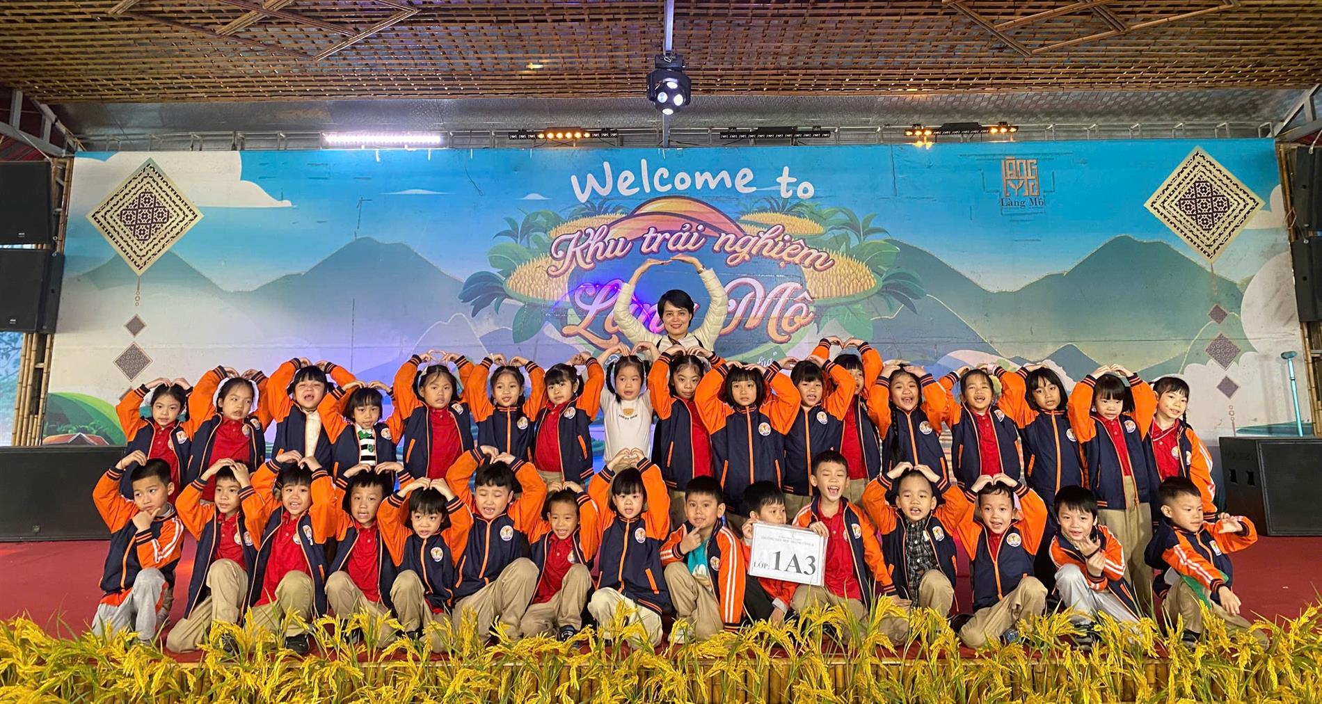 Ỉn ngoan A3 hào hứng trải nghiệm tại khu trải nghiệm giáo dục Làng Mô