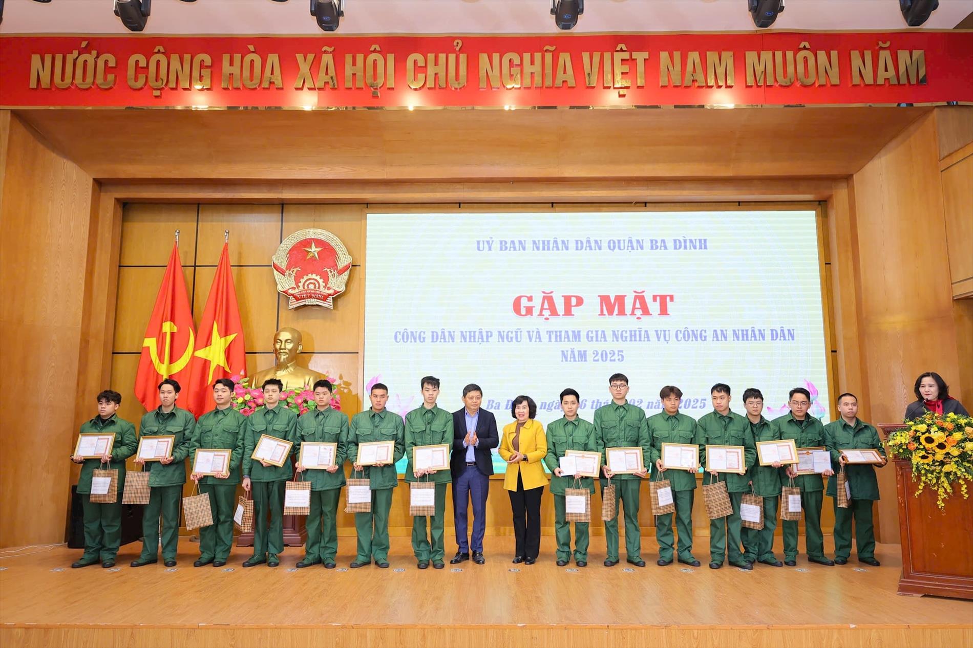 Quận Ba Đình: 67 công dân xung phong, tình nguyện nhập ngũ năm 2025