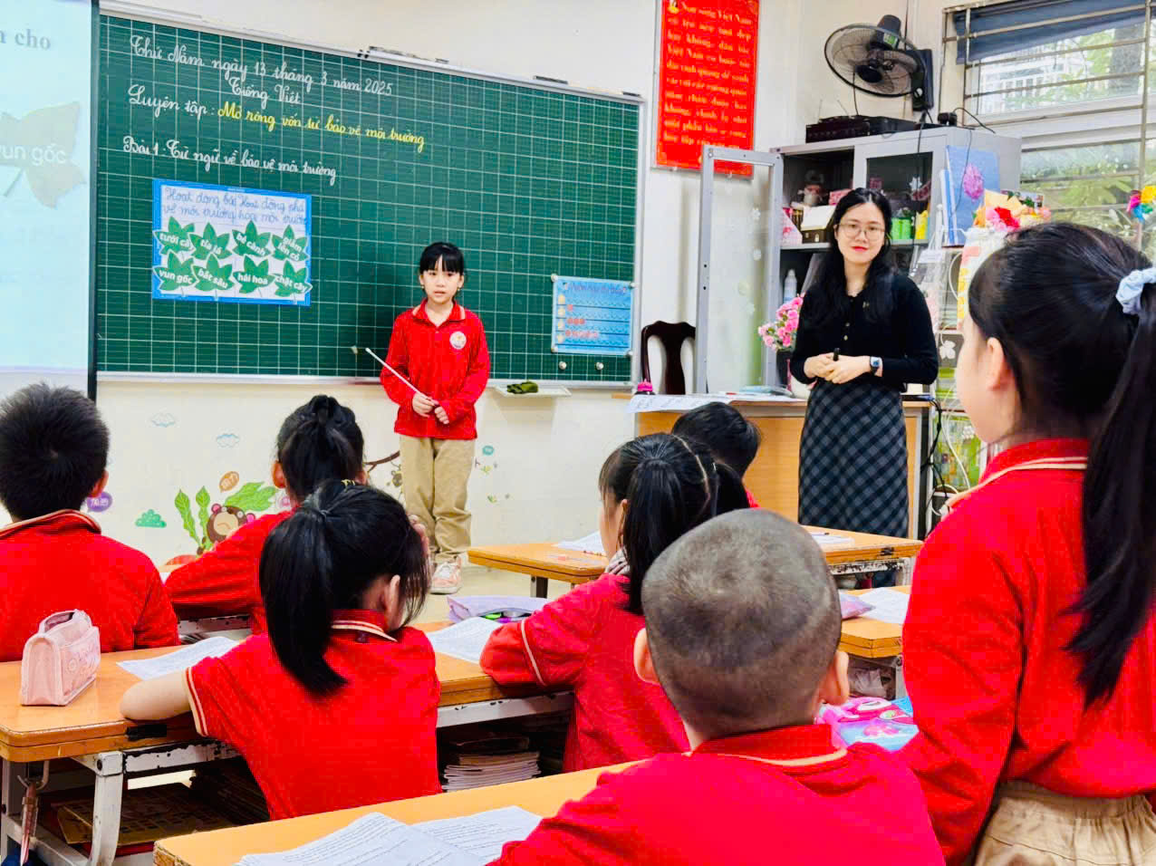 Chuyên đề lớp 2 trường Tiểu học Thành Công A – Những tiết học rộn rã tiếng cười