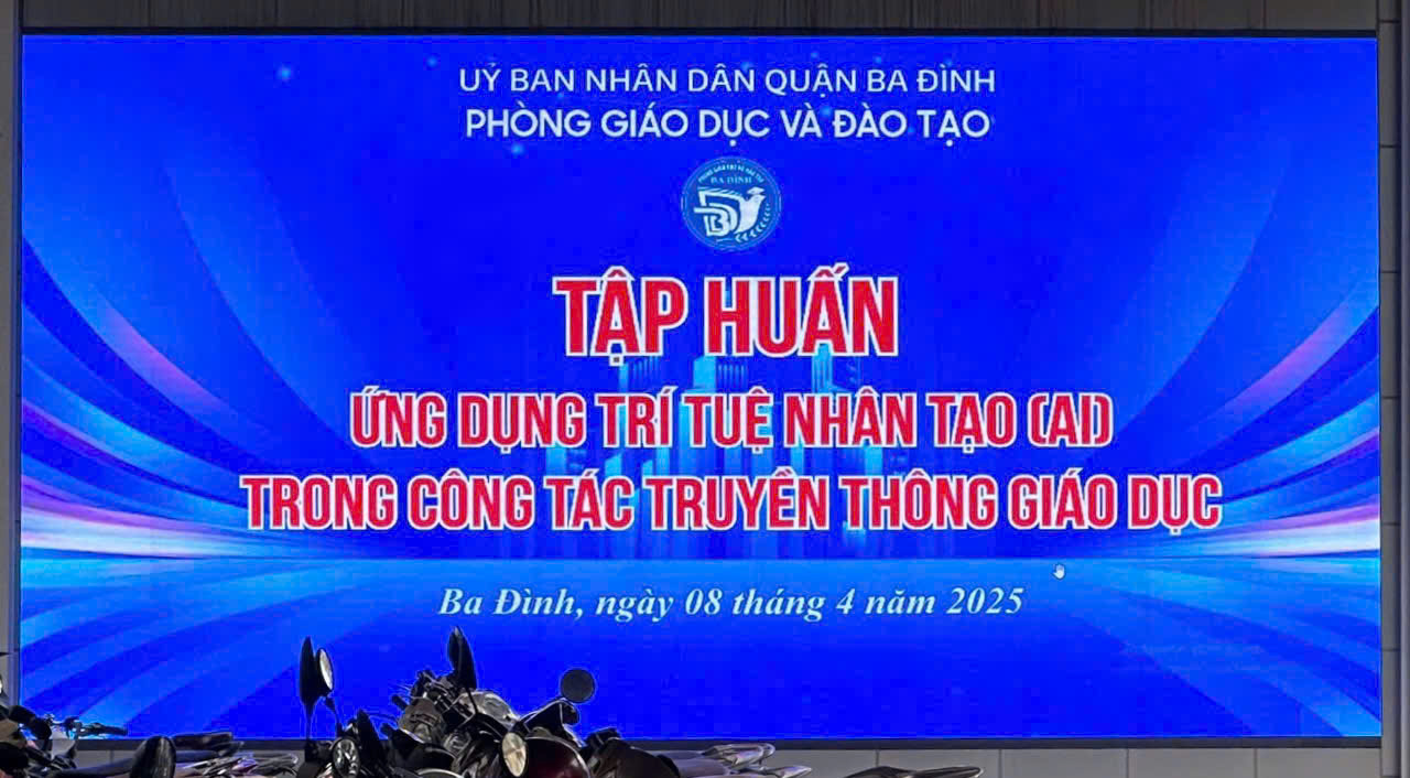 Đại diện trường Tiểu học Thành Công A tham dự tập huấn ứng dụng trí tuệ nhân tạo trong truyền thông giáo dục