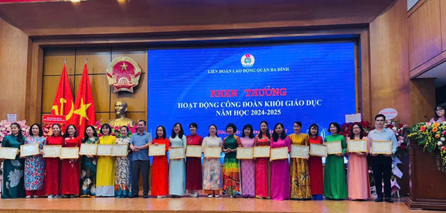 Công đoàn trường Tiểu học Thành Công A vinh dự nhận Danh hiệu Công đoàn cơ sở Xuất sắc năm học 2024-2025 cấp Quận