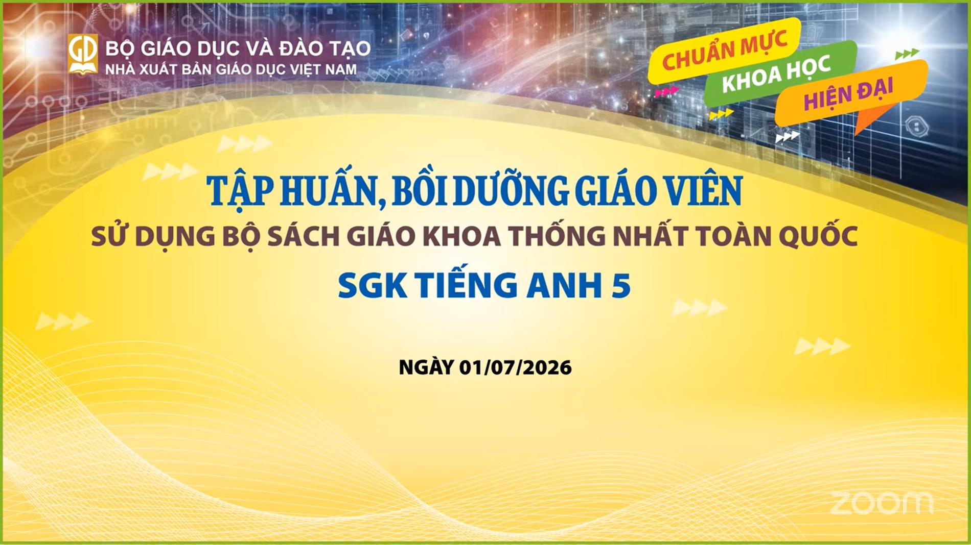 Đội ngũ giáo viên Tiếng Anh Trường Tiểu học Thành Công A nghiêm túc tham gia khóa tập huấn sách giáo khoa thống nhất toàn quốc
