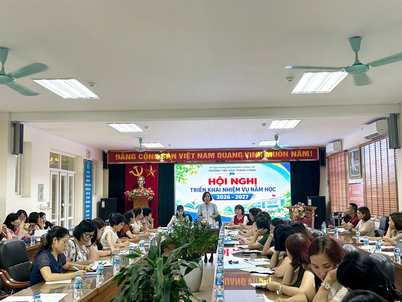 Trường Tiểu học Thành Công tổ chức Hội nghị Triển khai Nhiệm vụ Năm học 2026 - 2027: Đoàn kết - Đổi mới - Bứt phá hướng tới tương lai