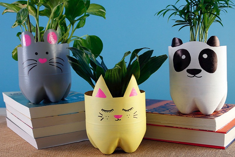 Bình Cắm Hoa Hiện Đại Với Họa Tiết Hình Khối