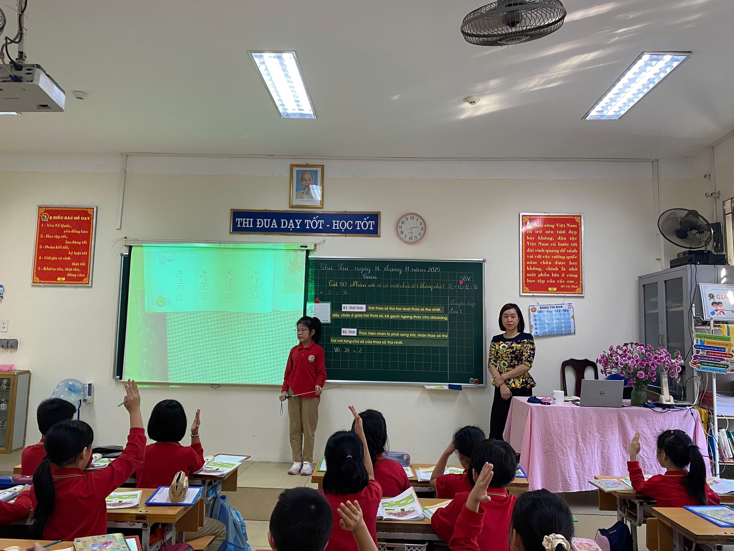 A group of kids in a classroom
AI-generated content may be incorrect.