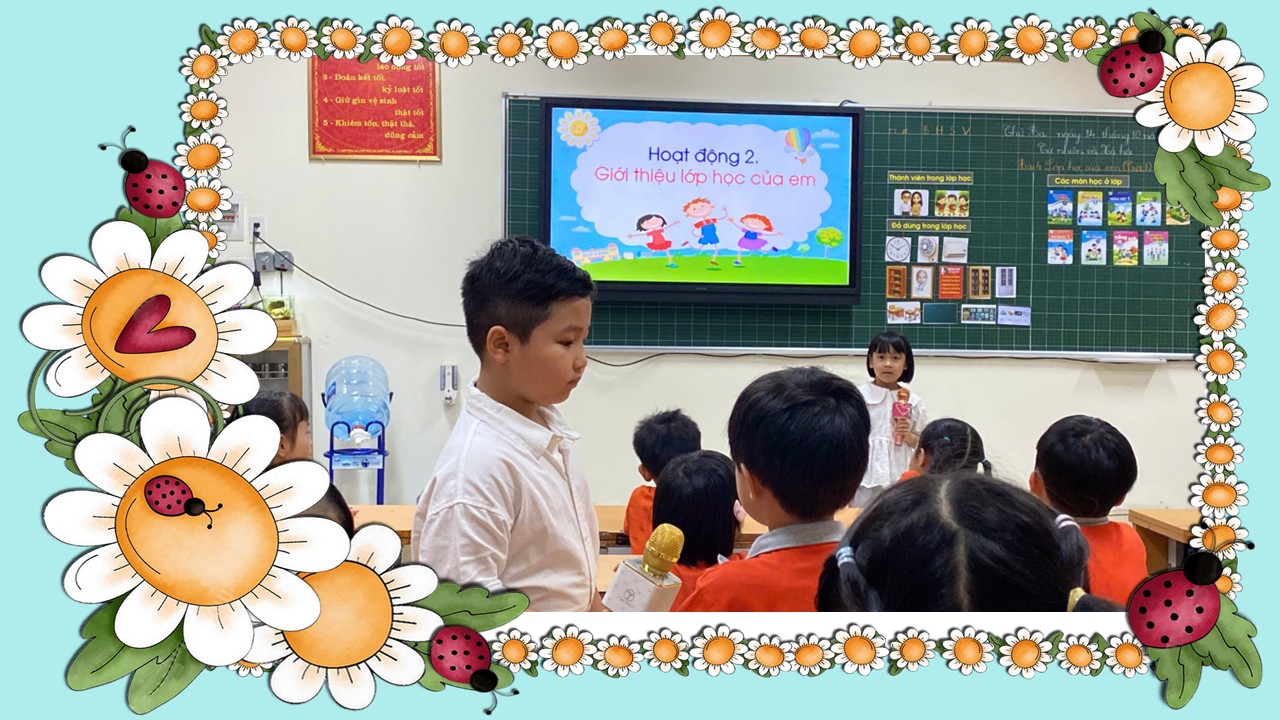 A group of children in a classroom
AI-generated content may be incorrect.