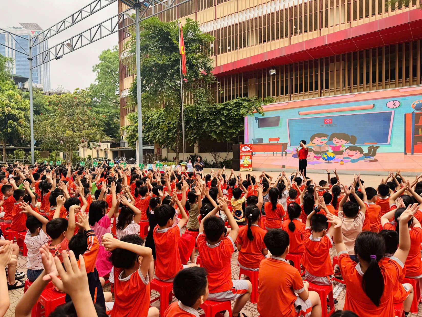 z7749693244931_e02d4c236165f4160de3744d1c9f1a6d