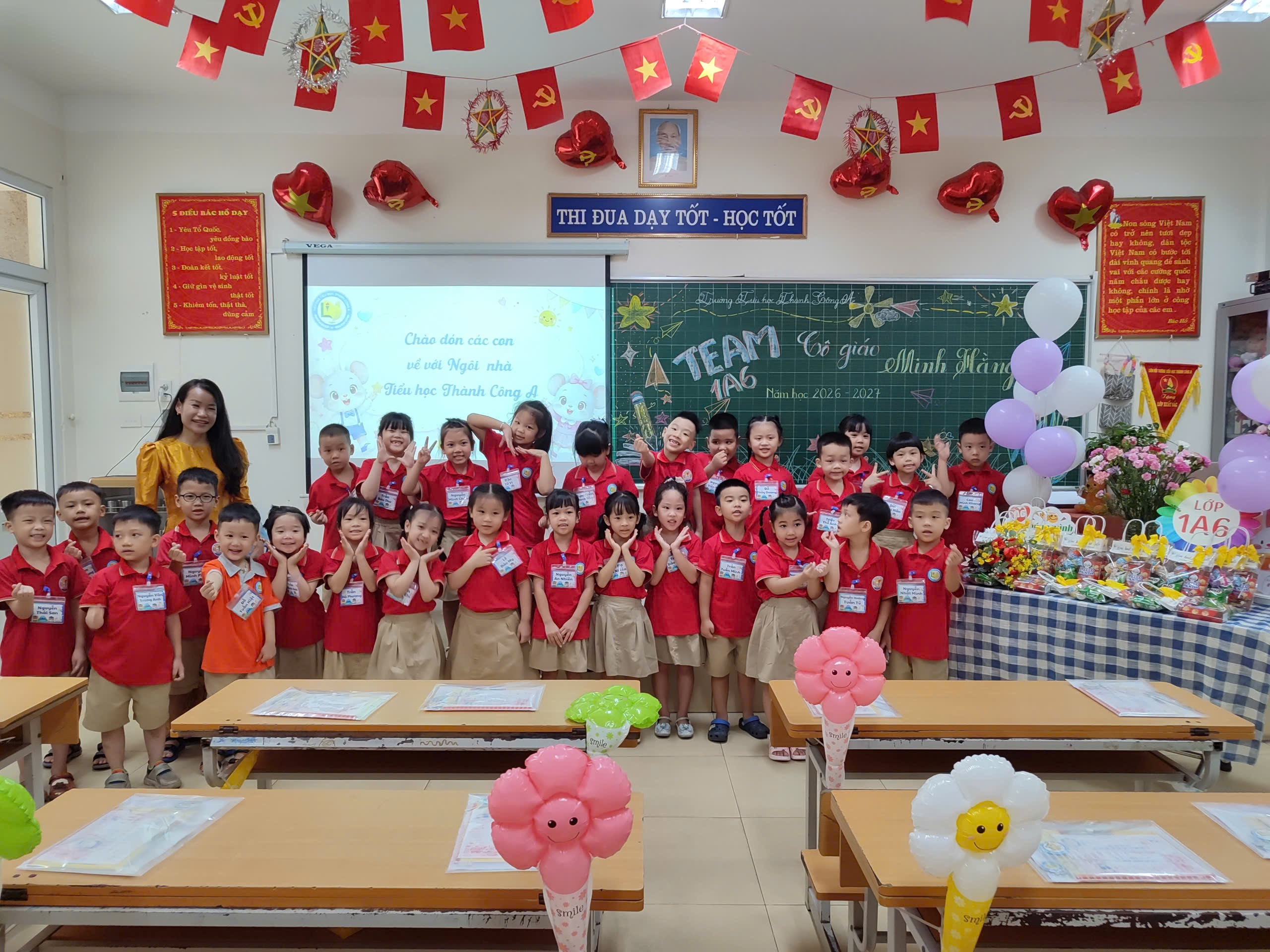 A group of children in a classroom
AI-generated content may be incorrect.
